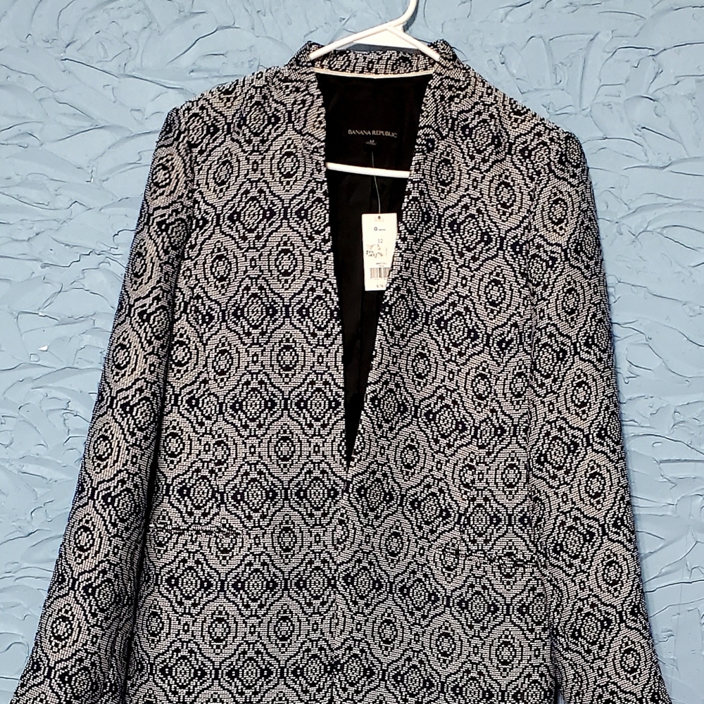 LADY'S BLAZER